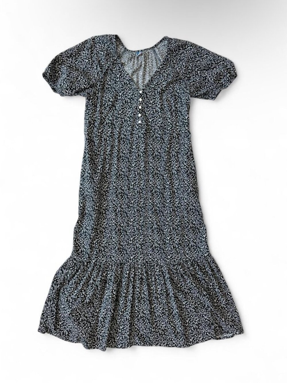 Old Navy Women's Black/White Floral Short Sleeve Midi Dress - Size Medium